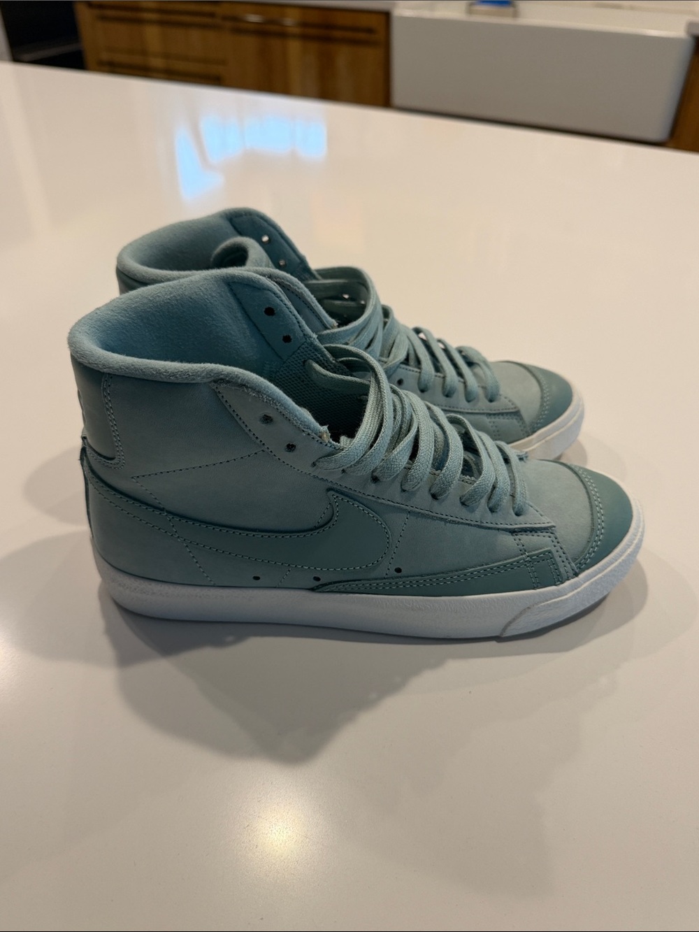 Nike Women's High-Top Sneakers Mint Green